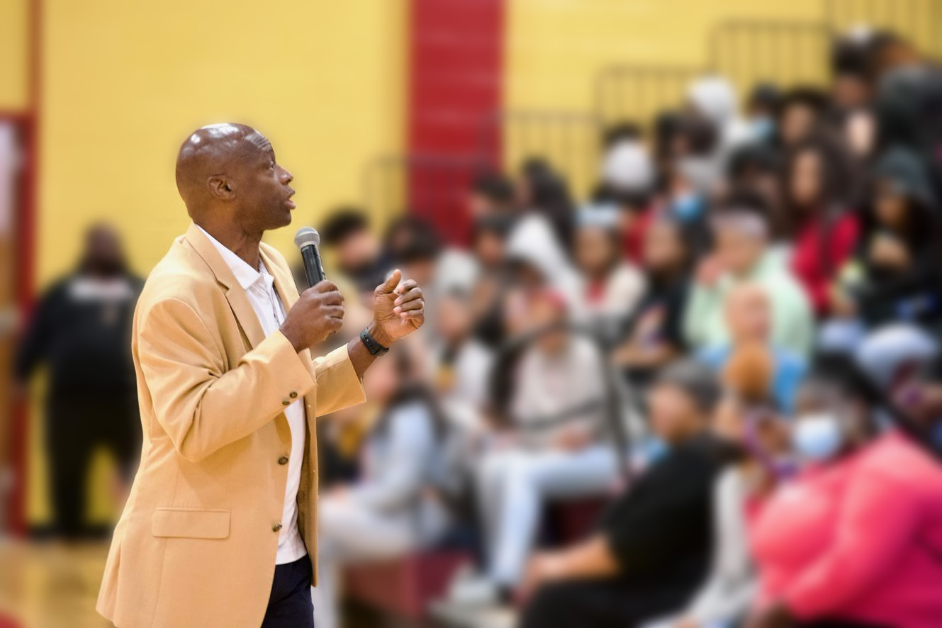 Darrell Green connects with students