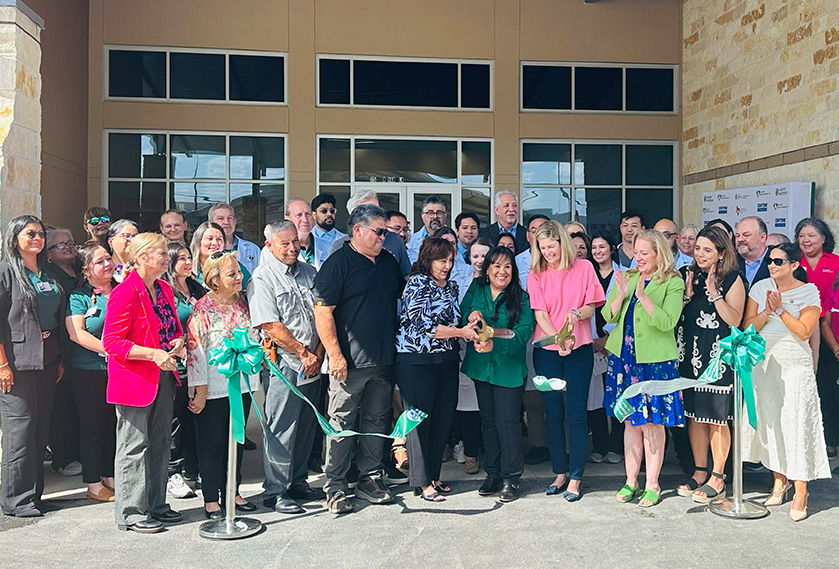 Uvalde Center Ribbon Cut